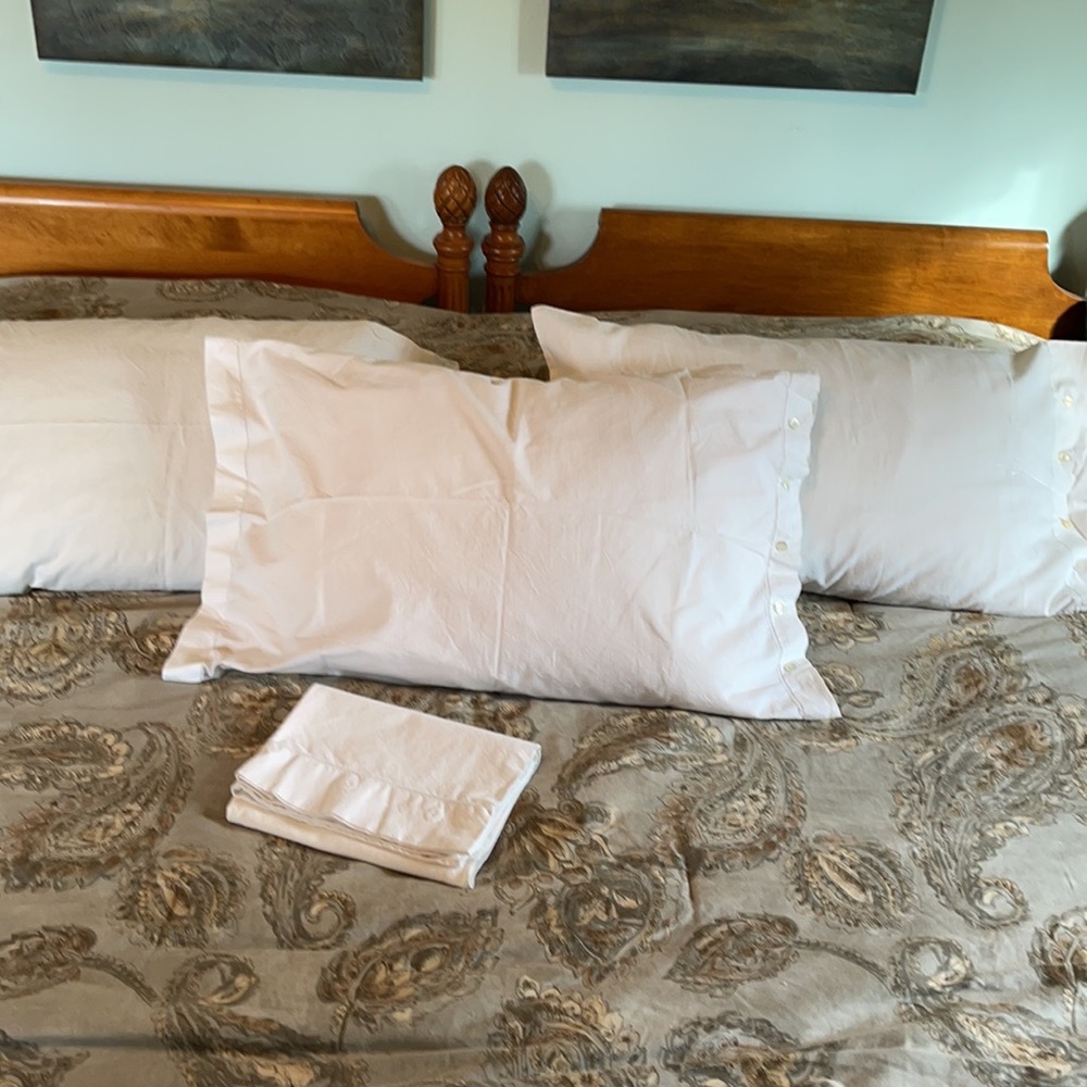 Made in Greece Set of 4 pillows cases and sham